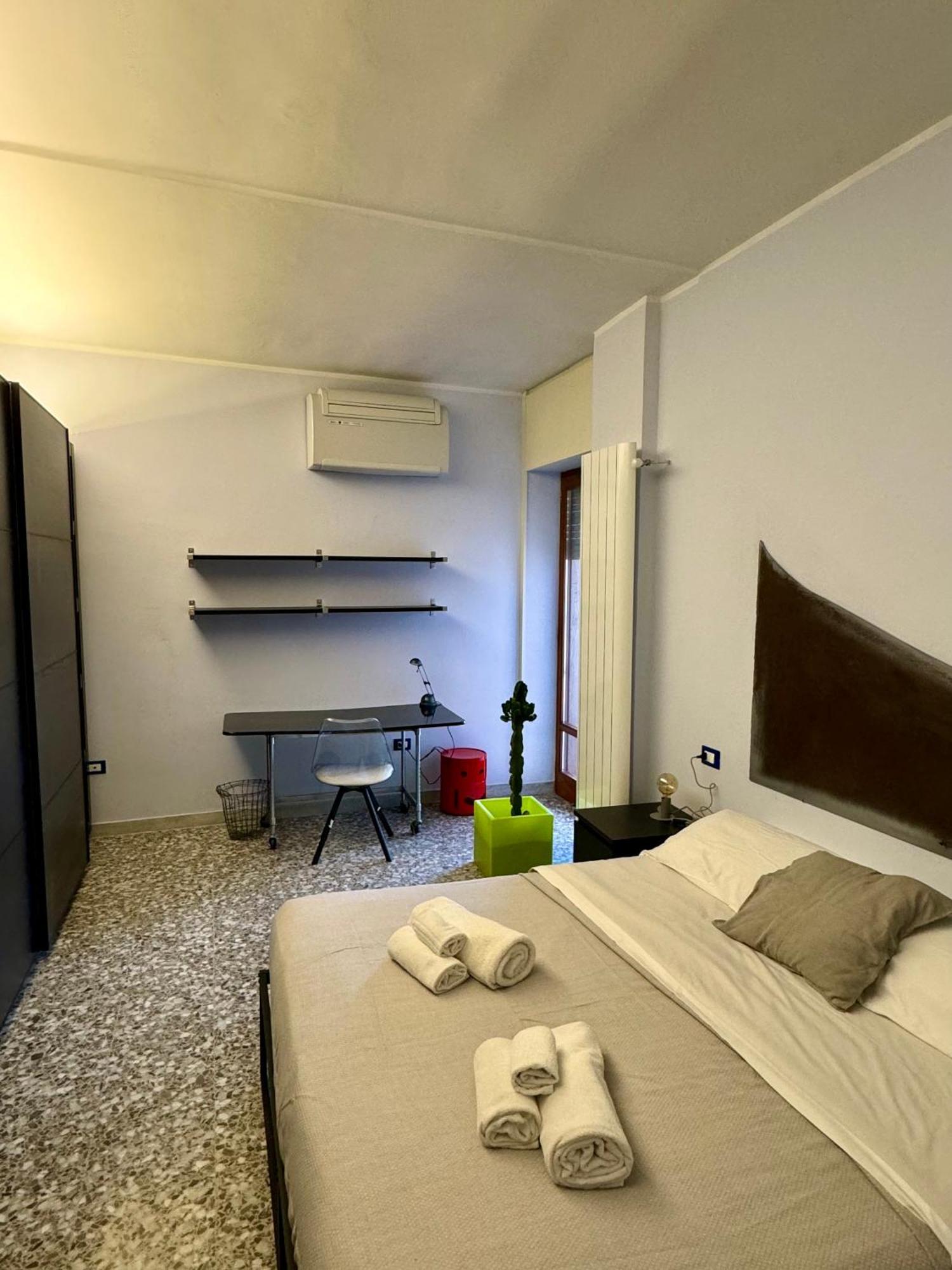 4 Balconi House- Appartamento Moderno A Λέτσε Εξωτερικό φωτογραφία